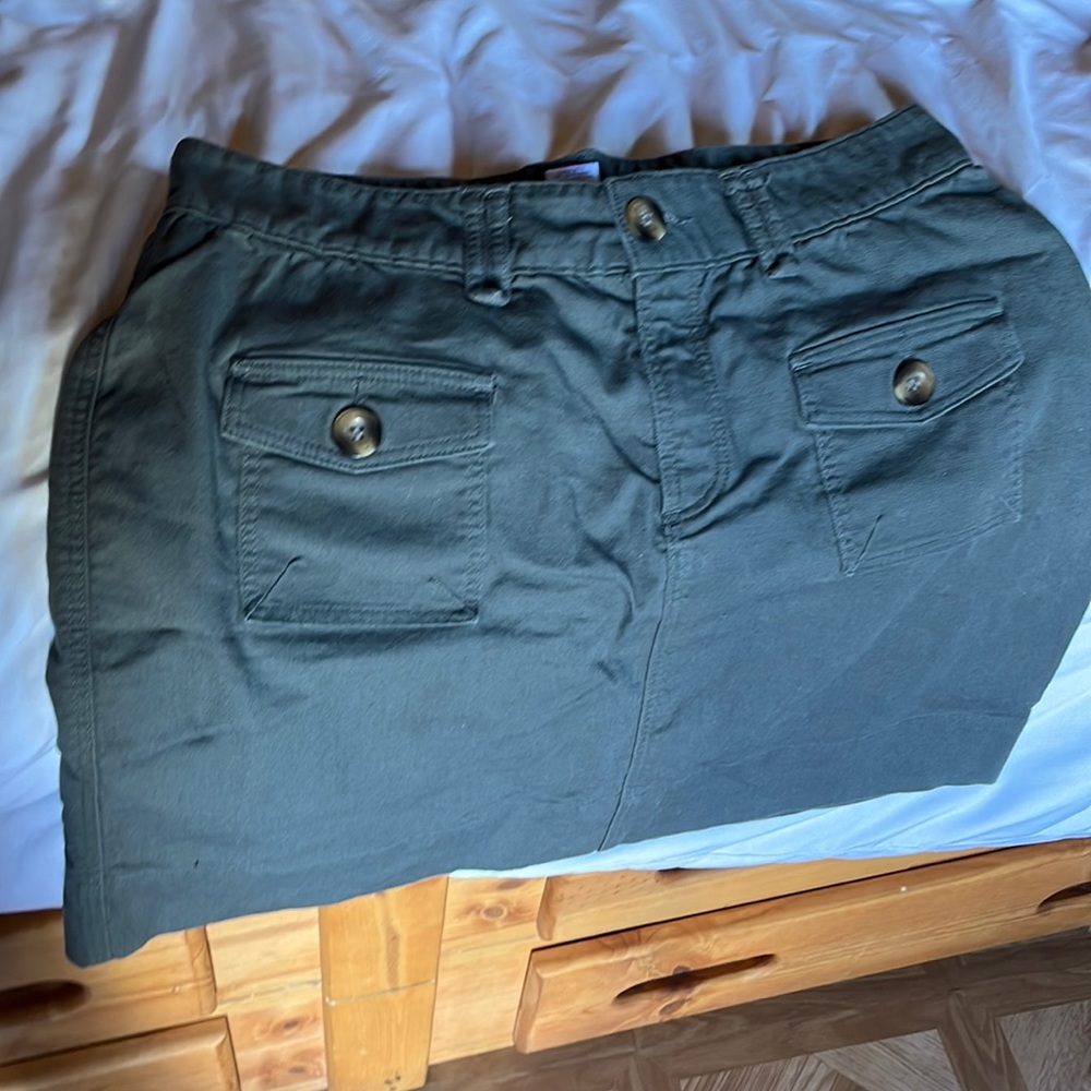 Sale! Like new, high quality skirt, women size US 10, made in USA, summer skirt